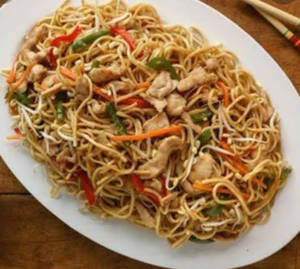 Egg chicken Chowmein