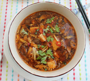 Hot & Sour Chicke Soup