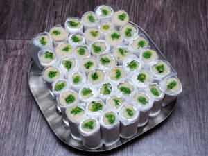 Kaju Roll