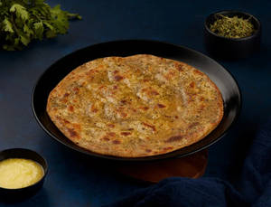 Kasuri Methi Tawa Lachcha Paratha (1 Pc)