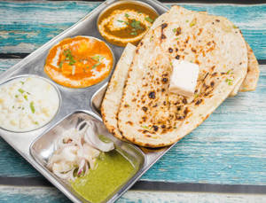 Aloo  Naan Thali 