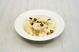 Creamy Mac And Chicken Cheese