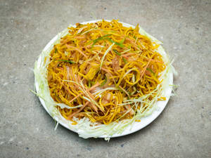 Veg Hakka Noodles
