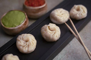 Veg Momos Steamed