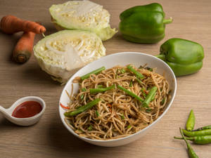 Veg Hakka Noodles