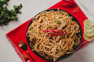 Veg Hakka Noodle