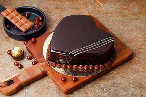 Heart Poured with Chocolate - Truffle Heart Cake (500 g)