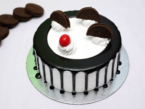 Chocolate Oreo Cake (eggless)