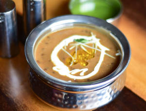 Dal Makhani (panjabi)