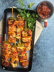 Lehsooni Paneer Tikka