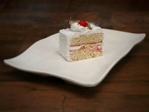 White Forest Pastry (2 Pcs)