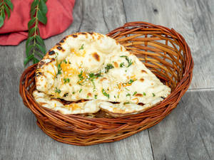 Butter Kulcha (1 Pc)