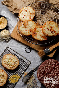 Garlic Bread with Cheese
