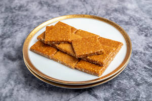 Crushed Peanut Chikki