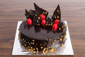 Toffee Chocolate Cake (1 Pound)            