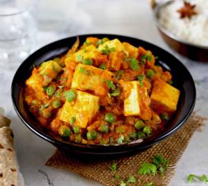 Matar Paneer