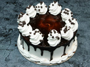 Black Forest Choco Chips Cake ( 1 Pound )