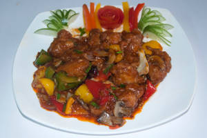 Diced Chicken in Schezwan Sauce