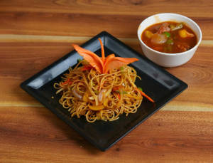 Chilli Paneer With Noodles