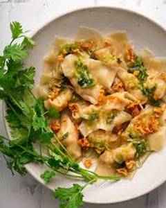 Veg Thai Sweet and Spicy Momos