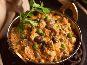 Baby Corn Mashroom Masala
