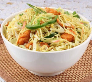 Chilly Garlic Chicken Noodles