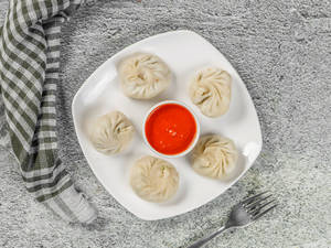 Veg Momos ( 8 Pieces)