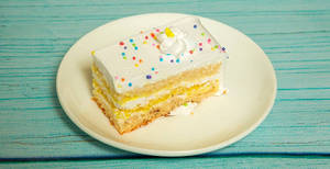 Eggless Small Pineapple Pastry