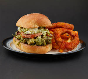 Pesto Pollo Sandwich