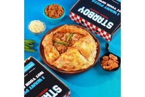 Cheese Burst Rarah Chicken Stuffed Pizza + Free Coke (250 Ml)