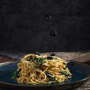 Spaghetti Aglio Olio Pasta (V)