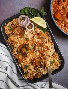 Veg Khajana Zafrani Biryani