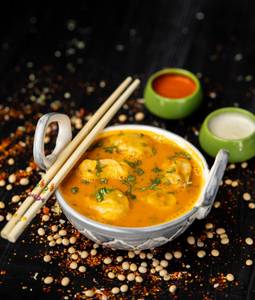 Veg Jhol Momos