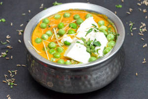 Matar Paneer