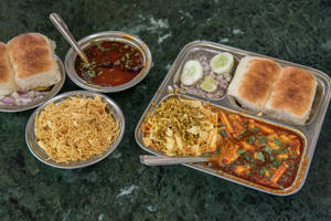Special Misal Pav                                     