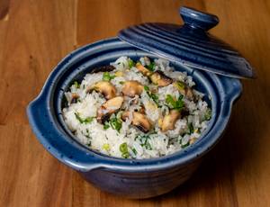 Stir Fried Jasmine Rice With Mushroom & Spinach