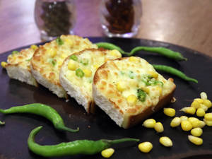 Garlic Bread with Sweet Corn