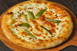 Onion And Capsicum Pizza