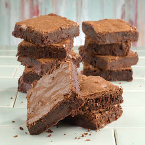 EGGLESS DOUBLE FUDGE