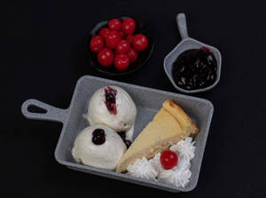 Blueberry Cheesecake Sundae