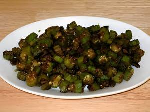 Crispy Bhindi Dry Fry Sabzi