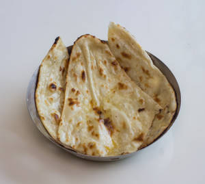 Butter Naan (1 Pc)