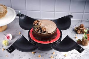 Ferrero Rocher Bomb Cake - Half Kg [Eggless]