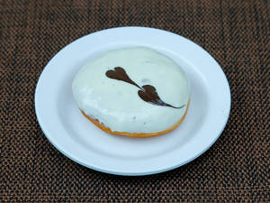 White Fantazy Donut