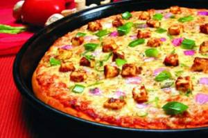Tandoori Paneer Pizza