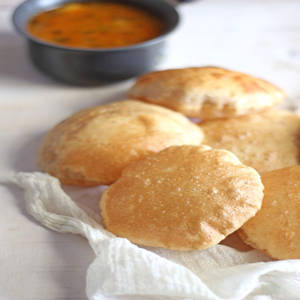 Poori (5Pcs) & Aloo Sabzi (Gravy) Plate