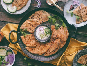 Aloo Paratha | Serves 1 |