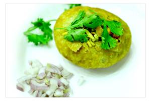 Indori Dal Kachori 