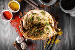 Hari Mirch Parantha