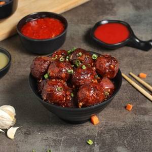 Veggie manchurian dry 6 psc